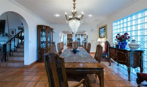 1100 S Northlake Drive Hollywood FL 33019