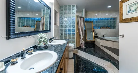 1100 S Northlake Drive Hollywood FL 33019