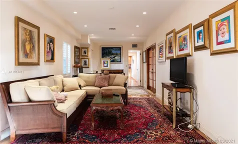 1100 S Northlake Drive Hollywood FL 33019