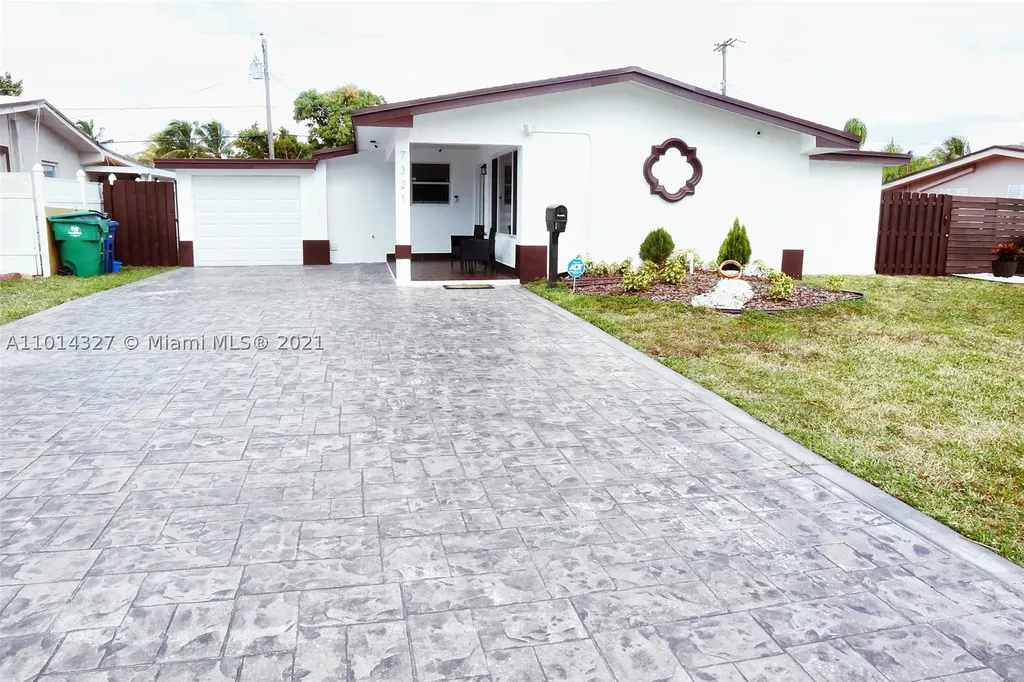 7321 Orleans Street Miramar FL 33023