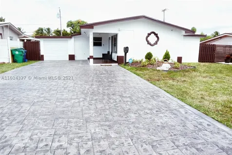 7321 Orleans Street Miramar FL 33023