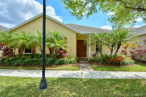 10540 SW East Park Avenue Port St. Lucie FL 34987