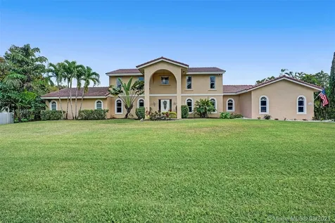 11600 NW 17th Court Plantation FL 33323