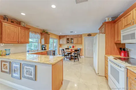 1091 NW 77th Avenue Plantation FL 33322