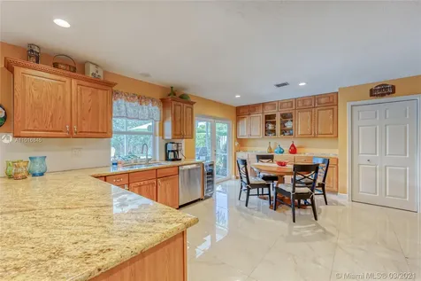 1091 NW 77th Avenue Plantation FL 33322