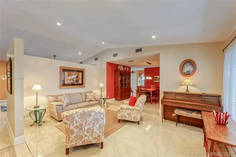 1091 NW 77th Avenue Plantation FL 33322
