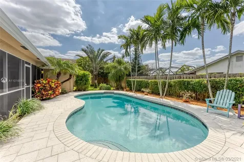 1091 NW 77th Avenue Plantation FL 33322