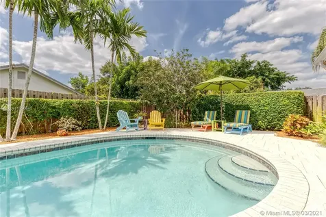1091 NW 77th Avenue Plantation FL 33322