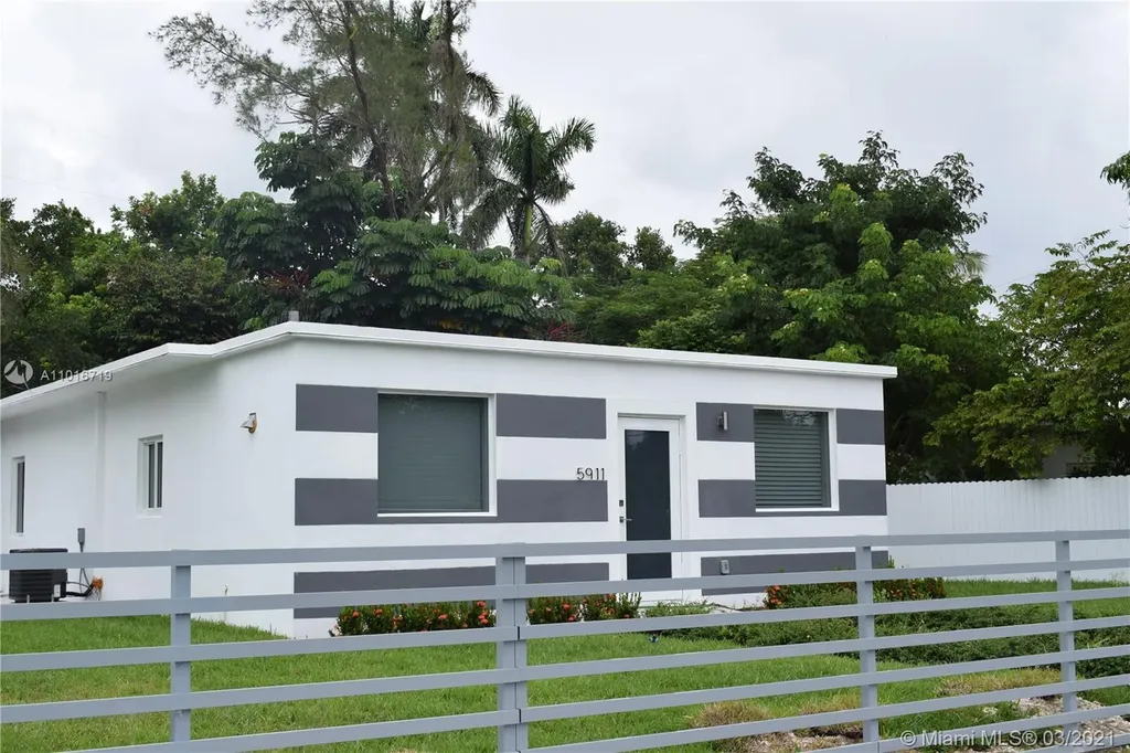 5911 SW 62nd Terrace South Miami FL 33143