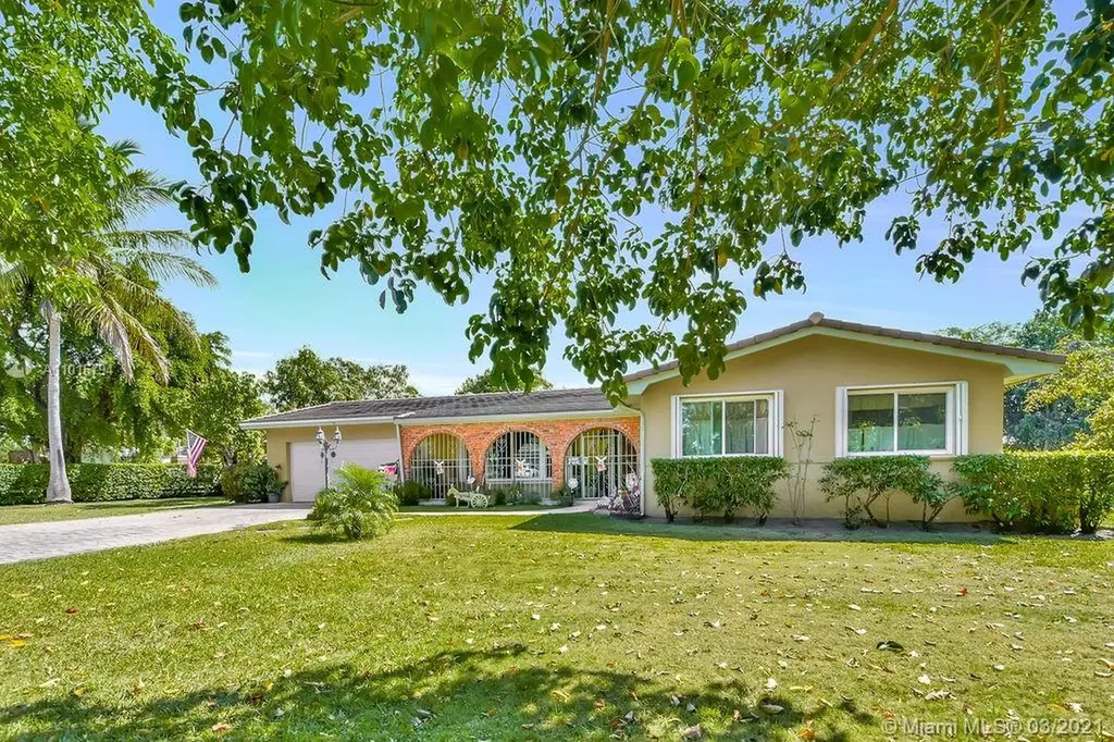 15203 SW 84th Court Palmetto Bay FL 33157