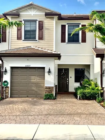 5869 E Paso Fino Place Davie FL 33314