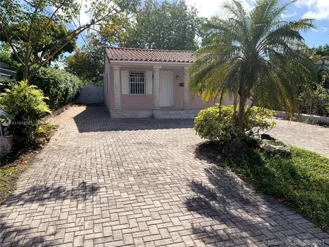 2211 SW 61st Avenue Miami FL 33155