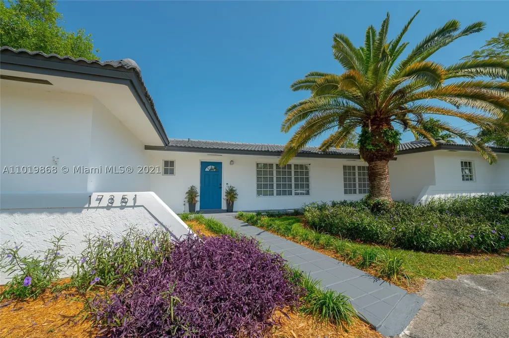 17351 SW 87th Court Palmetto Bay FL 33157