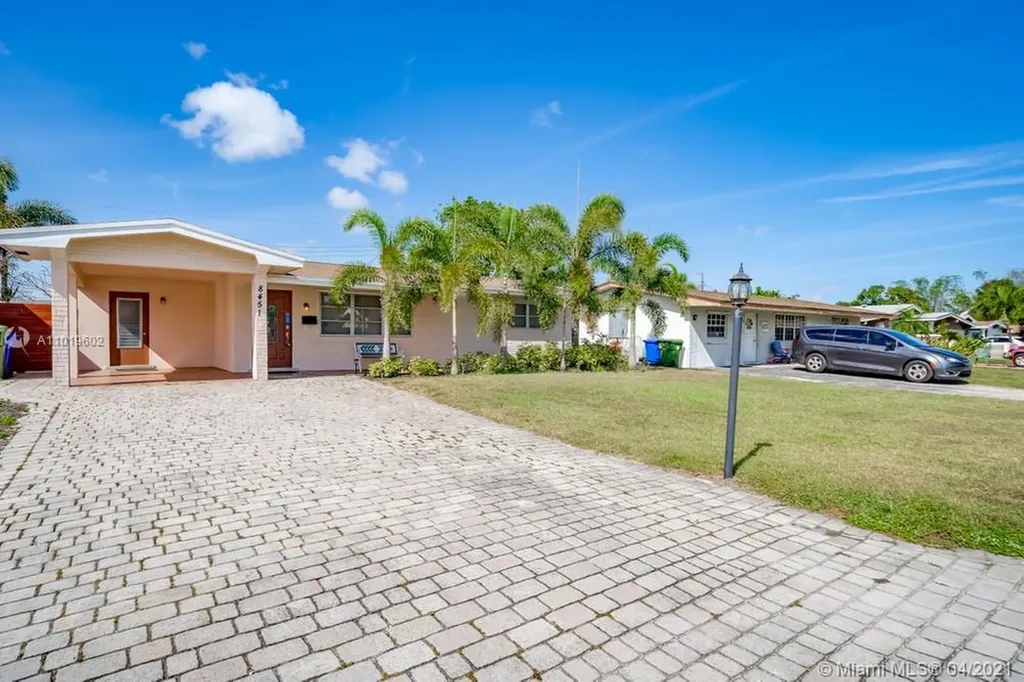 8451 NW 15th Street Pembroke Pines FL 33024