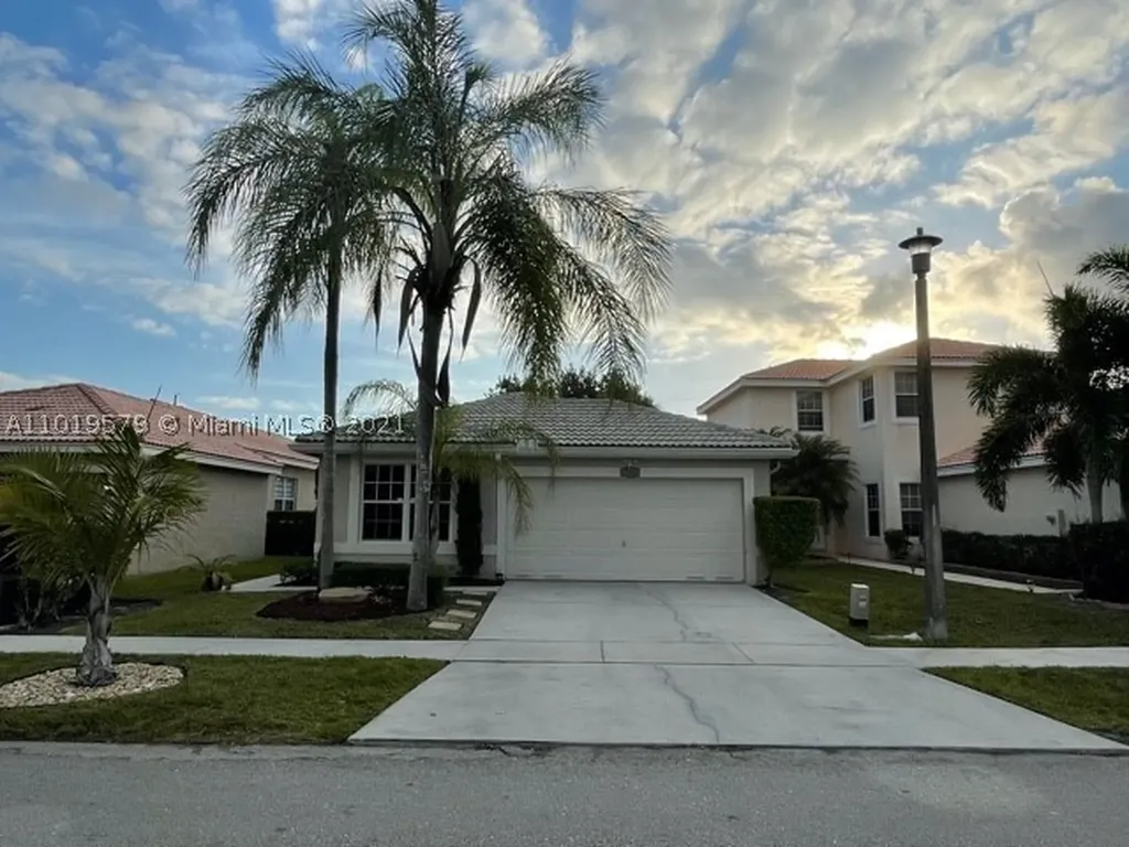 2213 SW 173rd Avenue Miramar FL 33029