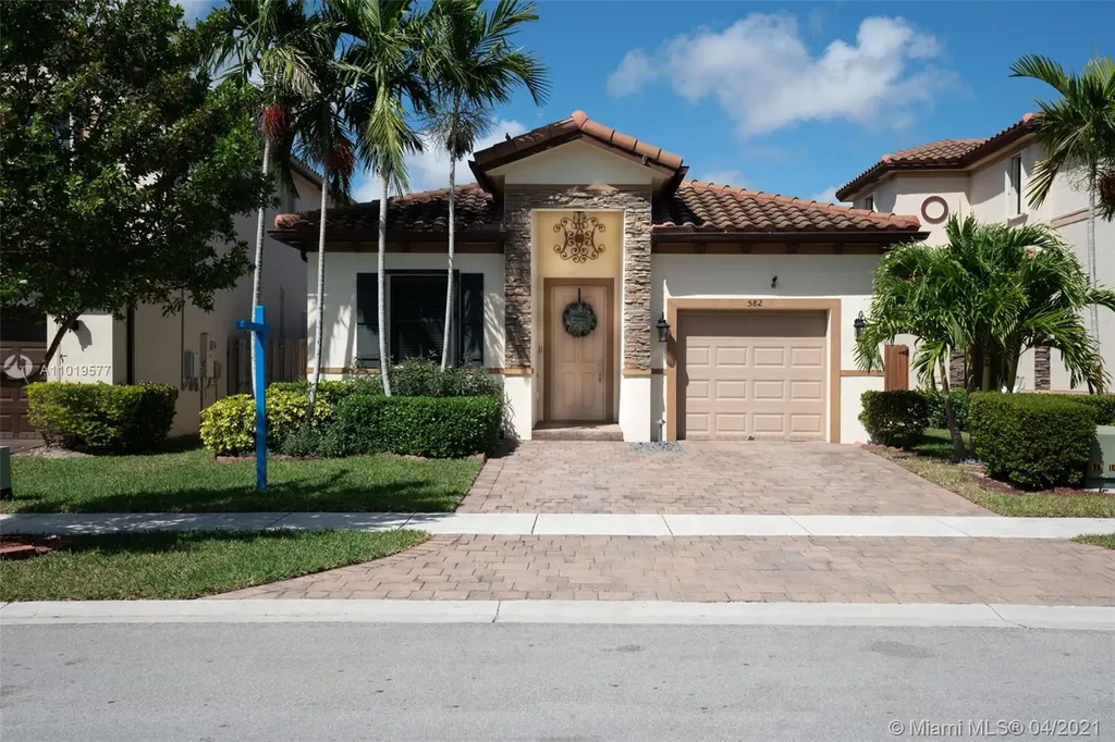 582 SE 35th Avenue Homestead FL 33033