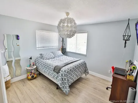 16940 SW 5th Court Weston FL 33326