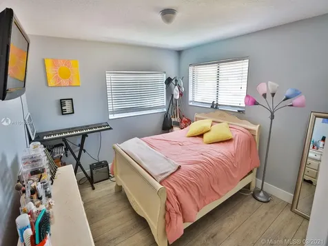 16940 SW 5th Court Weston FL 33326