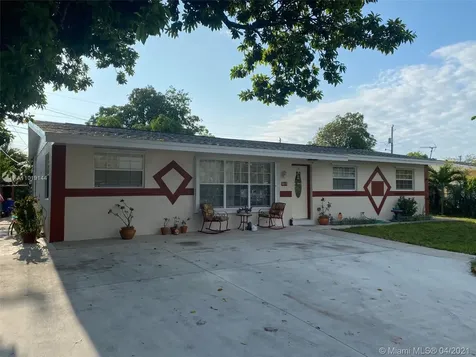 18031 NW 47th Court Miami Gardens FL 33055
