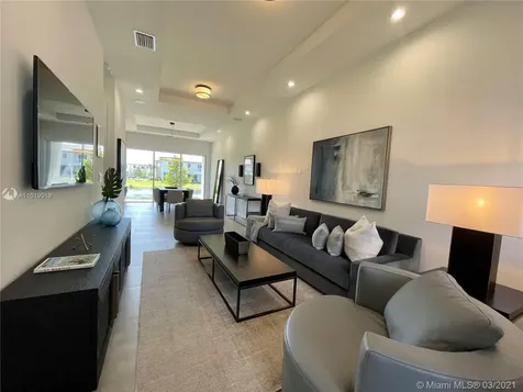 1631 Pioneer Way Royal Palm Beach FL 33411