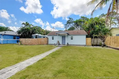 5080 Woodland Drive Delray Beach FL 33484