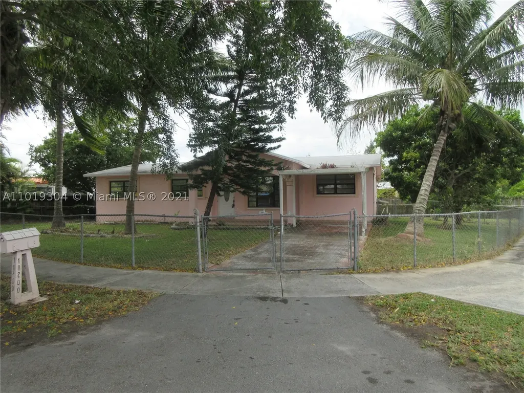 10200 SW 42nd Terrace Miami FL 33165