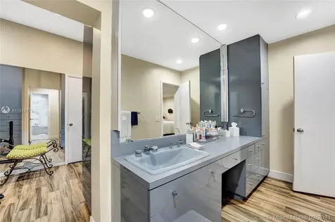 Palmetto Bay FL 33158