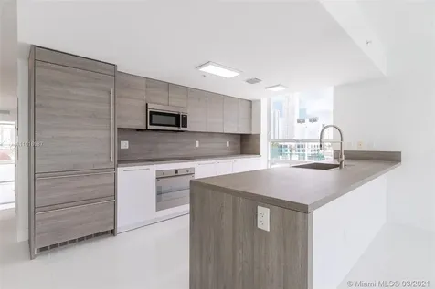 400 Sunny Isles Boulevard Sunny Isles Beach FL 33160