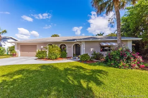 504 SW South Carolina Drive Stuart FL 34994
