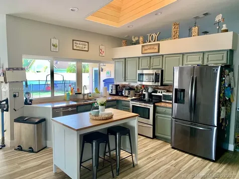 300 NW 108th Avenue Plantation FL 33324