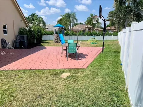 300 NW 108th Avenue Plantation FL 33324