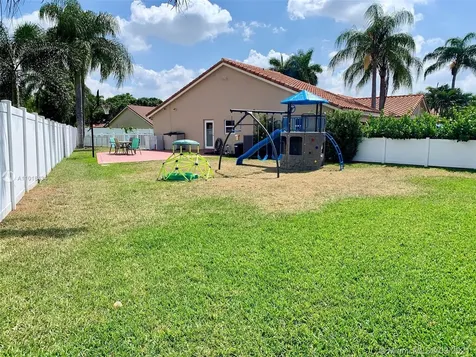 300 NW 108th Avenue Plantation FL 33324