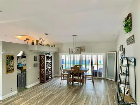 300 NW 108th Avenue Plantation FL 33324