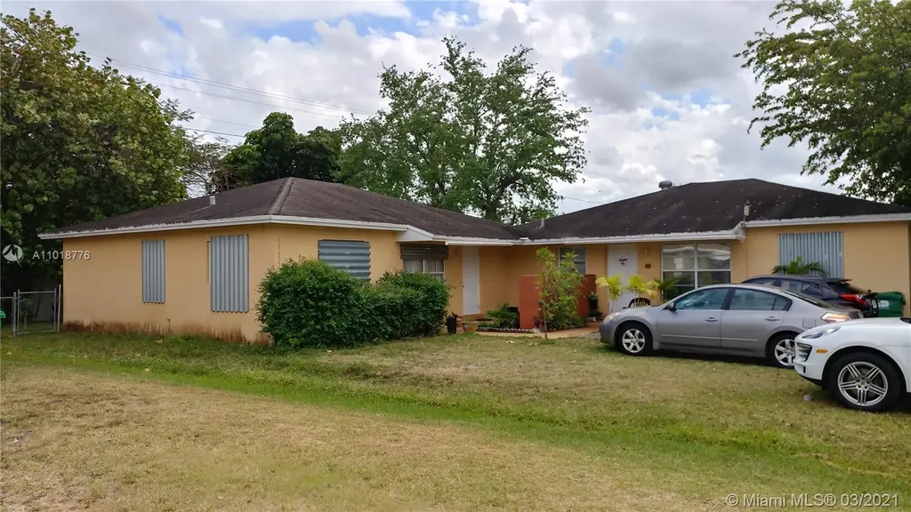 18655 SW 100th Avenue Cutler Bay FL 33157