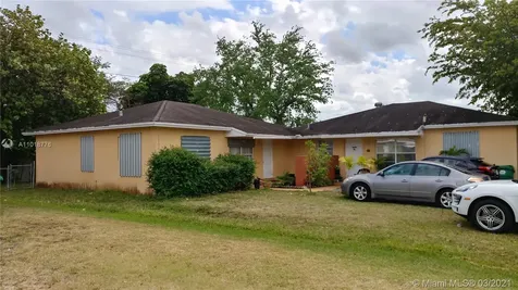 18655 SW 100th Avenue Cutler Bay FL 33157