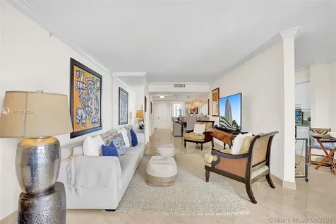 4779 Collins Avenue Miami Beach FL 33140