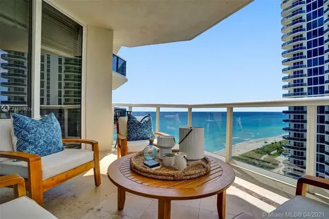 4779 Collins Avenue Miami Beach FL 33140