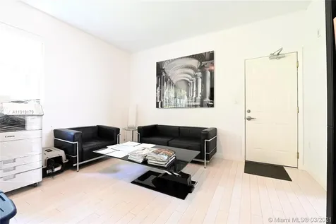3917 N Meridian Avenue Miami Beach FL 33140