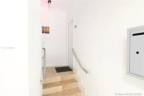 3917 N Meridian Avenue Miami Beach FL 33140