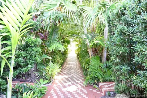 3917 N Meridian Avenue Miami Beach FL 33140