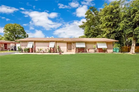 4335 SW 74th Avenue Davie FL 33314