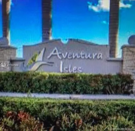400 NE 194th Terrace Miami FL 33179