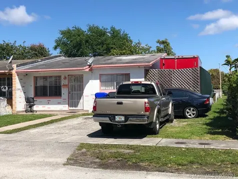 5501 SW 38th Street West Park FL 33023