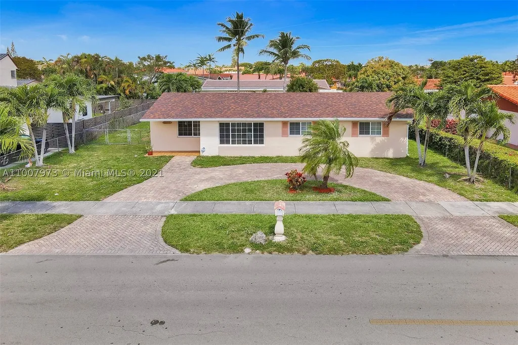 8957 SW 12th Street Miami FL 33174