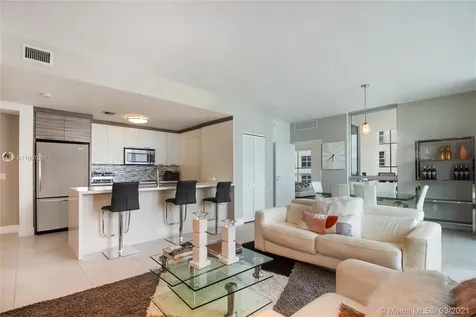 300 S Biscayne Boulevard Miami FL 33131