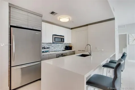 300 S Biscayne Boulevard Miami FL 33131