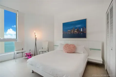 300 S Biscayne Boulevard Miami FL 33131