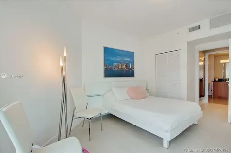 300 S Biscayne Boulevard Miami FL 33131
