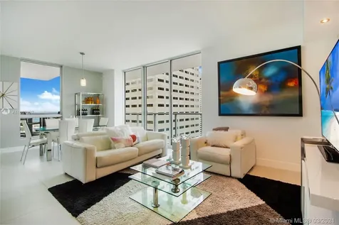 300 S Biscayne Boulevard Miami FL 33131