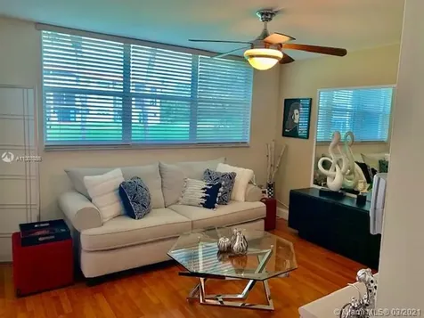 830 S Hollybrook Drive Pembroke Pines FL 33025